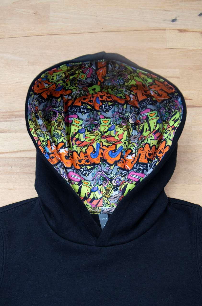 ka4014-blackskate_graffiti-a1
